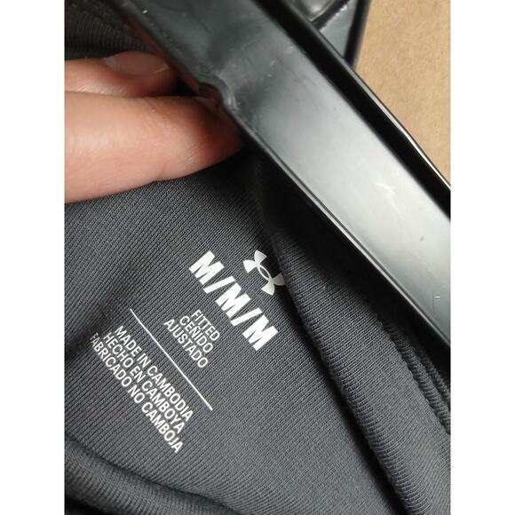 NWT Under Armour Women's Campus 7" Shorts Lightweight Athletic Size Medium - Picture 3 of 4